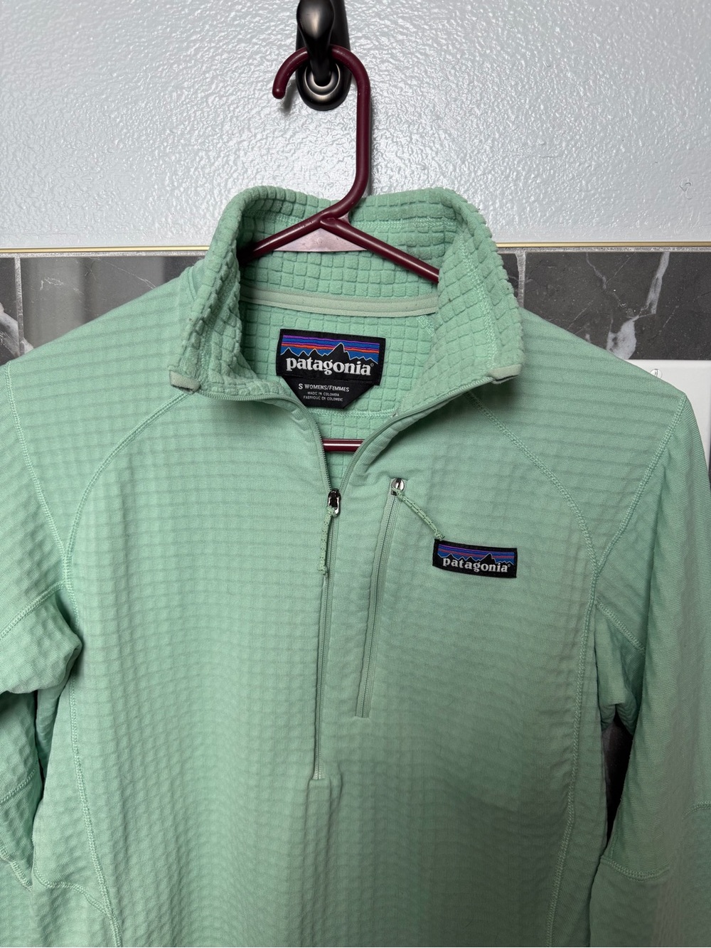 Patagonia R1 pullover - Picture 3 of 5